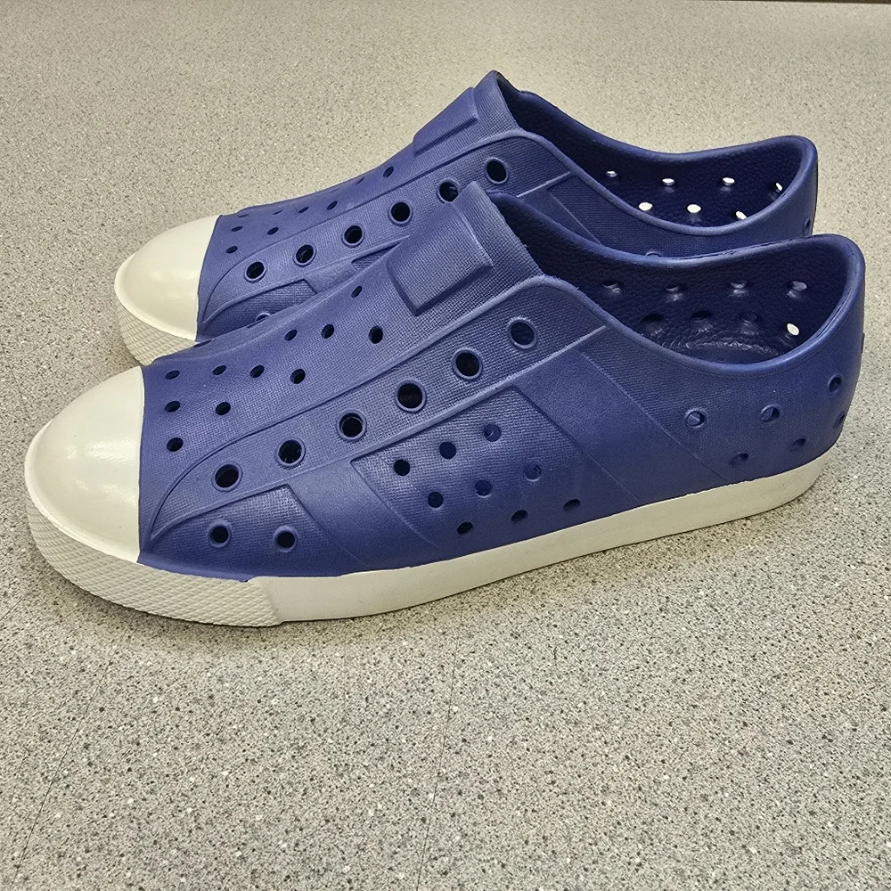 DSG Kids Blue Water Shoes Size 2